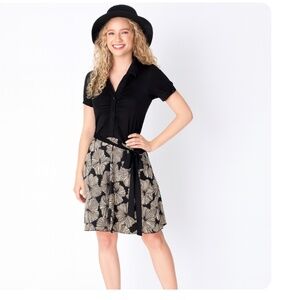 XOXO Black Gold Short Sleeve Button Front Dress Size Jrs Small